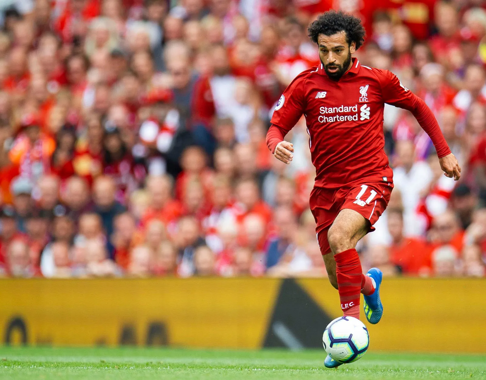 WF là gì? Giải mã vị trí tiền đạo cánh trong đội hình Mohamed Salah là cầu thủ nổi bật trong vị trí WF
